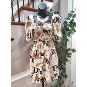 Mina Collection Beige & Brown Square Neck Half Sleeve Knee Length Dress Small